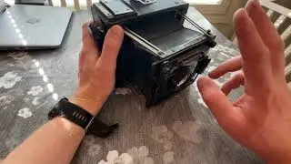 Old Camera Review: Mystery unknown old camera reviewed