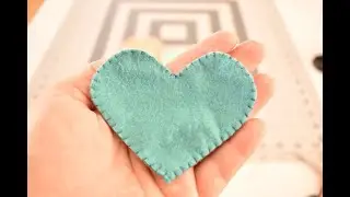 Hand Stitching Tutorial - Blanket Stitch on Wool Felt