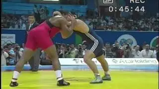 Daniel Cormier (USA) vs Aleksey Krupnyakov (KGZ) - 2007 World Championships