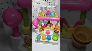 My ice cream shop has been upgraded!!! Color-changing ice cream hahaha~