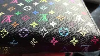 Louis Vuitton Zippy Wallet Monogram Multicolor wear & tear after one year