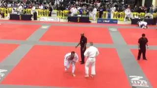 IBJJF White Belt Heavyweight Division (Round 1) - Mike Desmond