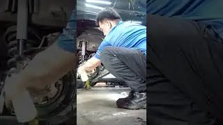 Mitsubishi montero brakes service 