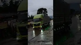 Truk Hino Truk Tronton Truk Kontainer Alat Berat Tayo The Little Bus