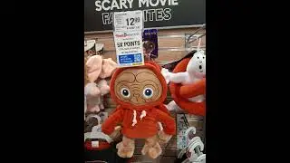 Petsmart Store 2025 Halloween Horror items