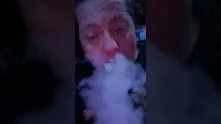 #viral #tiktok #lgbtq #lezbefriends #bbw&nbsp; #BATMANking420 #Vape #420chick #fyp&nbsp;#foryourpage