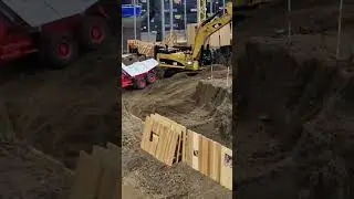 CAT Bagger 1:12 auf der Faszination Modellbau Friedrichshafen 2023