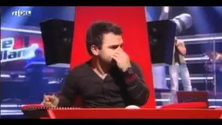 The Voice of Holland | Wouter Vink -  Still Haven't Found What I'm Looking For (14-10-2011)