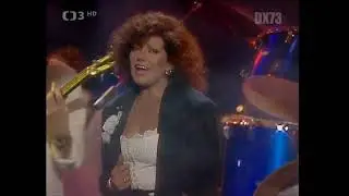 Marie Rottrová a Radek Pastrňák - Okno naproti (verze z TV pořadu)