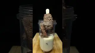 munch milkshake 🍫 #shorts #thefoodiesimba
