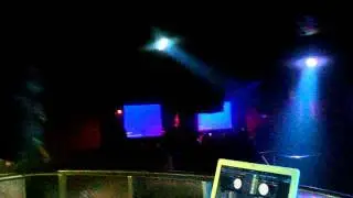 @PRETTYRICKY_BDM RUNNING @YUNGTRAP 
