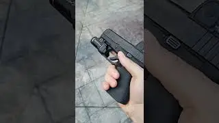 Little EDC I set up. Glock 43xmos, Trijicon RMRCC, Streamlight tlr7sub.