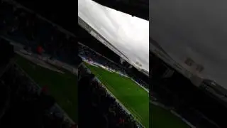 Leeds united fans fighting