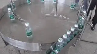 Bottle collecting table
