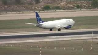 Bluebird Nordic Boeing 737-400 TF-BBM Landing Madrid Barajas LEMD