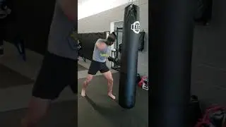Diego Avendano en Bazooka Gym - Punching bag