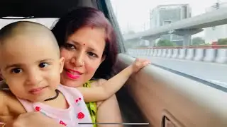 Samrudhi is enjoying Delhi ka Traffic #akshardham  #minivlog #indiandiaries #priyankakepal 🧿🧿