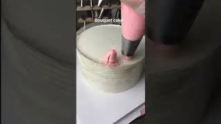 Bouquet cake #satisfyingvideo #trending #cakedecorating #bakerystylecake