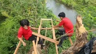 Building a Tree House Manually | From Natural Wood to a Unique Forest Home