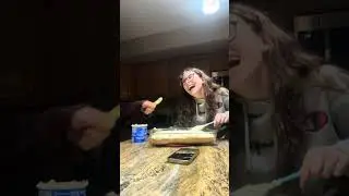 BAKE WITH US! n2n cake (kinda...)