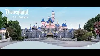 LIVE: Disneyland - Sunday Afternoon 8/10/2025