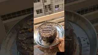 Reel viral hone ki khushi me bana diya choclate cake without maida instagram page: mrukizubaani