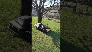 Robot rasaerba multifunzione Yarbo