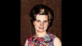Ria Bollen sings 