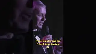 Frank Sinatra drinking Jack Daniels 👌