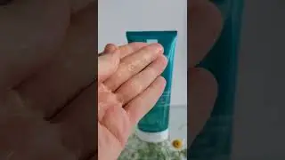 Мой любимый микроотшелушивающий гель для лица и тела от La Roche-Posay- Effaclar.💚#смотридоконца