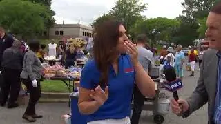 COOKING WITH COMO - Erin is Judging a BBQ Contest and Eats a Bunch of Ribs Live!
