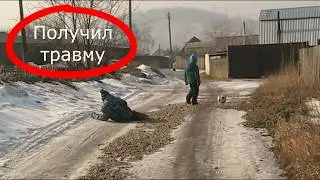 Роберт и Никита в первые весенние выходные  едут на дачу играть в футбол и кататься на велосипедах
