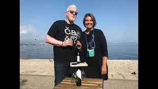 DRŽAČ ZA BOCU I ČAŠE