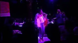 夜上海 (Ye Shanghai) - Ginger Kwan