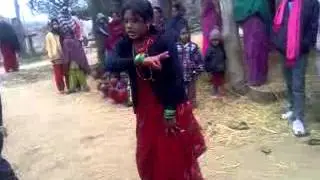 Haseeno ko aate hai kya kya bahane