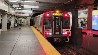 Braintree bound New redline cars entering Downtown Crossing. Boston, MA