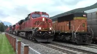 BNSF Stack Train Meets Empty Coal at Skykomish, WA