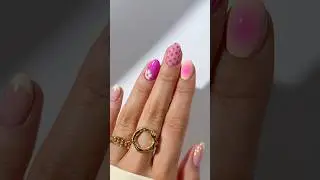 obsessed 💖🌼👙 #nailart #nailinspo
