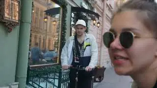 Raid Wait - Behind the scenes Tour Baguette & Vodka