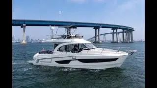 2023 Beneteau Antares 11 Flybridge 36' Powerboat with Twin Outboards for sale by: Ian Van Tuyl