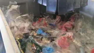 Bakery waste depackaging