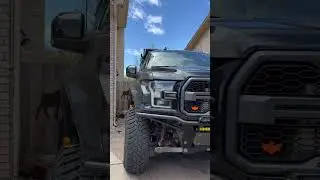 Teaser of the Anderson Composites carbon fiber Raptor fenders going on! Full video coming soon 🤘🏻