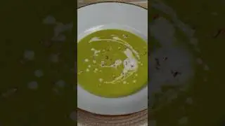 Broccoli and almond soup 🍲