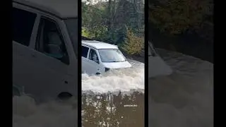 Too Fast People..!! 😬🤦🏻&zwj;♂️ #FloodedEngine #VolkswagenTransporter #Oops #Stuck #FloodsUK #Notts