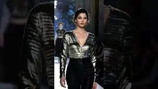 Bold looks, fearless steps, timeless fashion 💎💃 ~#runway #stylewithmuse #catwalk #elegance #ootd