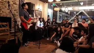 Roshan Valder-Hold Me ( I'm Just a Child)- Live at The Ravens Nest Open Mic in Bahrain