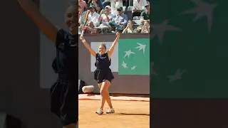 Jasmine Paolini wins &mdash; and Rome melts with her Smile #IBI25 | @WTA