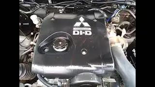 Mitsubishi L200 4D56 2.5 L I4 Diesel Turbo Engine - Idle Sound & Reving - Engine Bay View