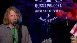 Jeff Gutteridge performs at the Gussapoloooza Music Festival, MTAV Barn Stage 2024