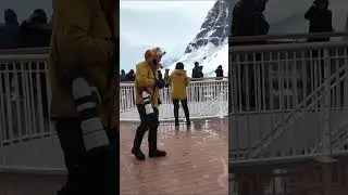 Extreme weather at Antarctica